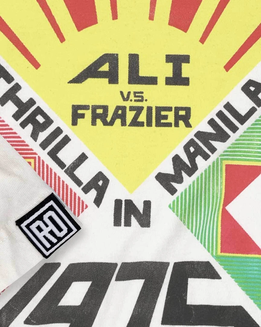 Muhammad Ali / Joe Frazier Ali Vs Frazier 1975 Vintage White Tee SPORT AND ICON 4 Muhammad Ali / Joe Frazier Ali Vs Frazier 1975 Vintage White Tee SPORT AND ICON