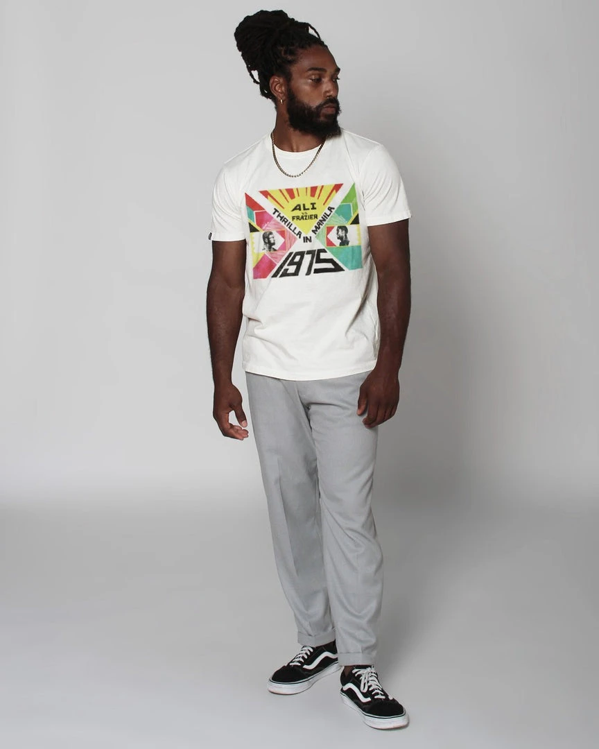 Muhammad Ali / Joe Frazier Ali Vs Frazier 1975 Vintage White Tee SPORT AND ICON 8 Muhammad Ali / Joe Frazier Ali Vs Frazier 1975 Vintage White Tee SPORT AND ICON