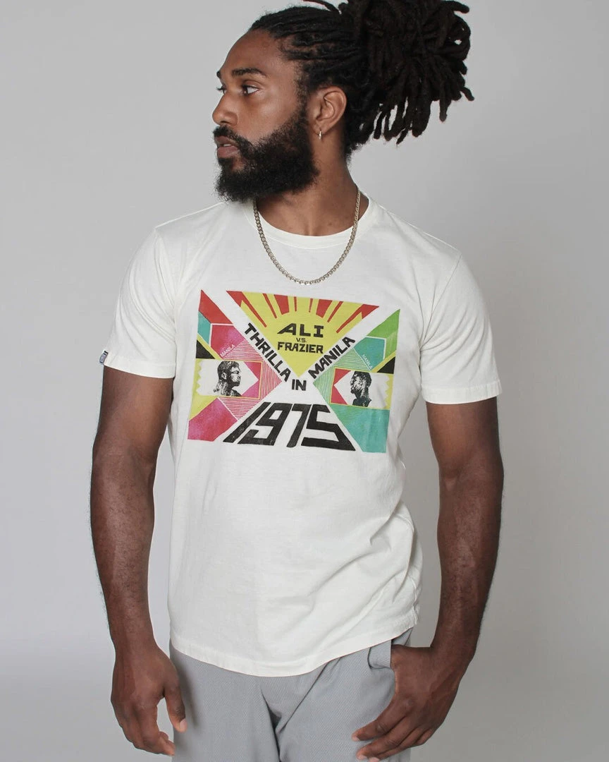 Muhammad Ali / Joe Frazier Ali Vs Frazier 1975 Vintage White Tee SPORT AND ICON 3 Muhammad Ali / Joe Frazier Ali Vs Frazier 1975 Vintage White Tee SPORT AND ICON