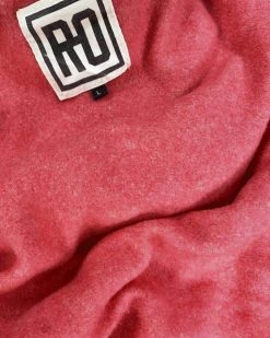 Allen Iverson #3 Red Sweatshirt SPORT AND ICON 17 Allen Iverson #3 Red Sweatshirt SPORT AND ICON