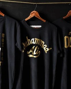 Muhammad Ali SPORT AND ICON Black Boxing Royalty - Ali Tee 10 Muhammad Ali SPORT AND ICON Black Boxing Royalty - Ali Tee