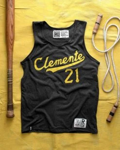 Roberto Clemente Clemente #21 Black Tank SPORT AND ICON