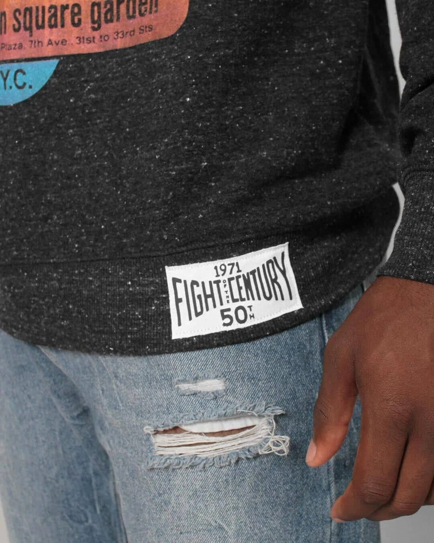 Muhammad Ali / Joe Frazier FOTC - Ali/Frazier Poster Sweatshirt SPORT AND ICON 11 Muhammad Ali / Joe Frazier FOTC - Ali/Frazier Poster Sweatshirt SPORT AND ICON