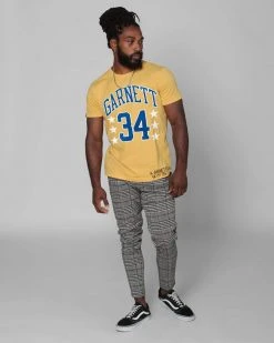 Kevin Garnett 34 Yellow Tee 13 Kevin Garnett 34 Yellow Tee